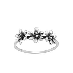 Trio Flowers Ring