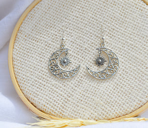 Maluna Moon Earrings