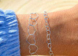 Delicate Hearts Bracelet