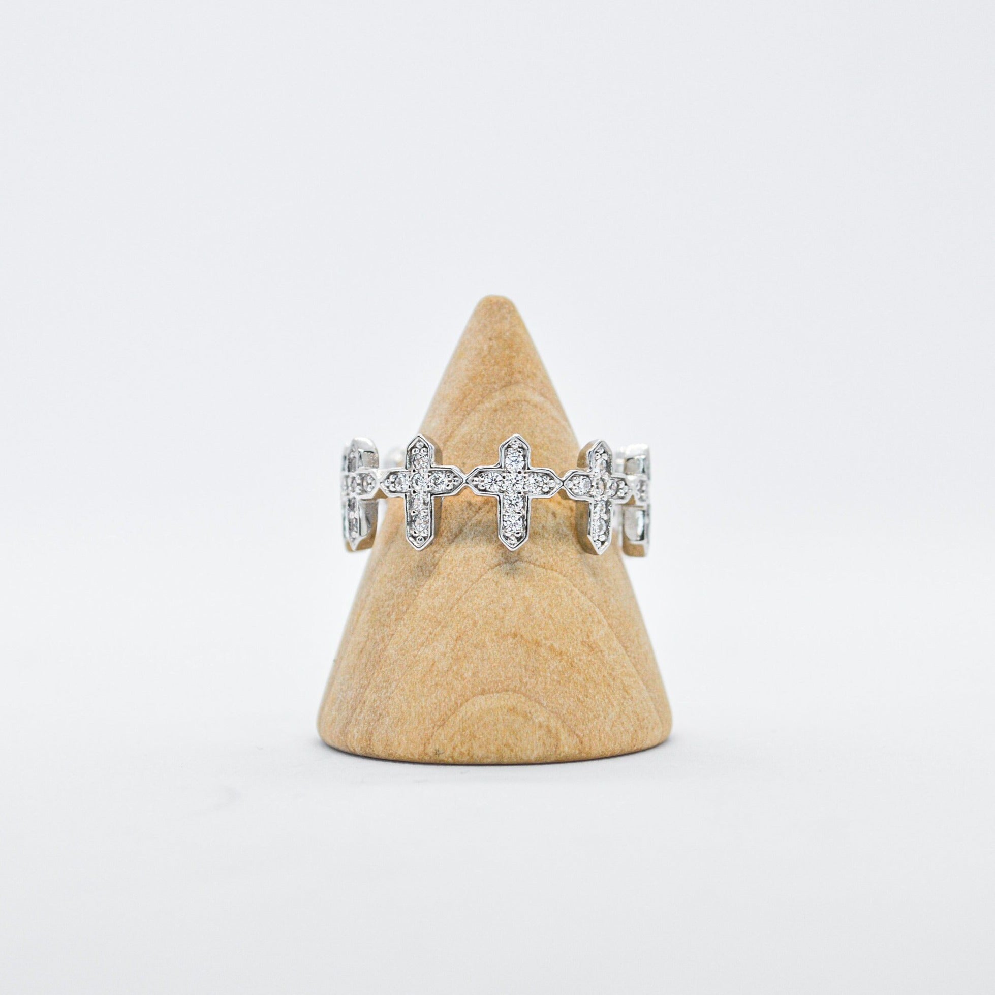 Elisee Cross Ring