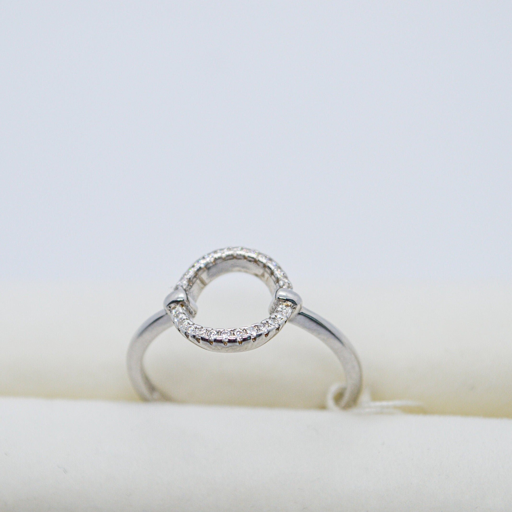 Sparkling Halo Ring